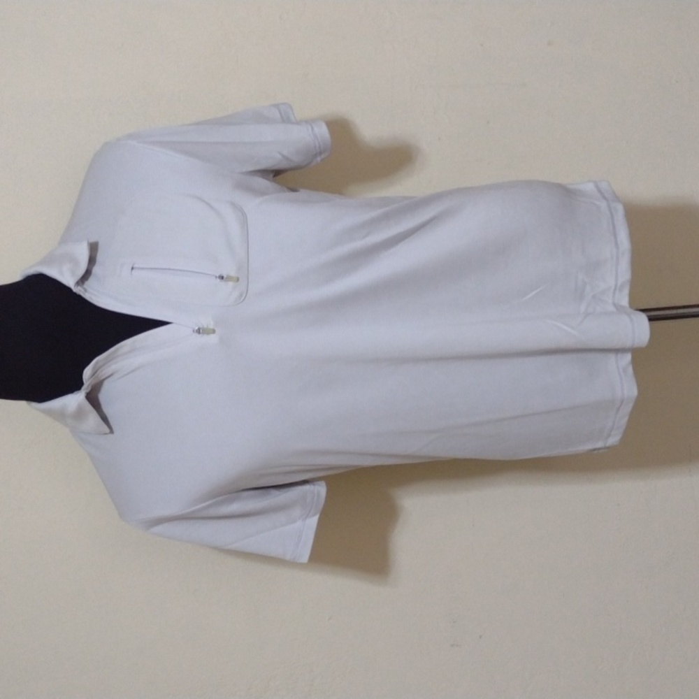 Reel Legends Zipper V-Neck Short Sleeve Shirt - Like New